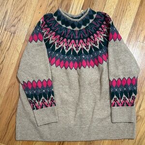 Vince Camuto Beige Sweater with Pink and Navy Pattern